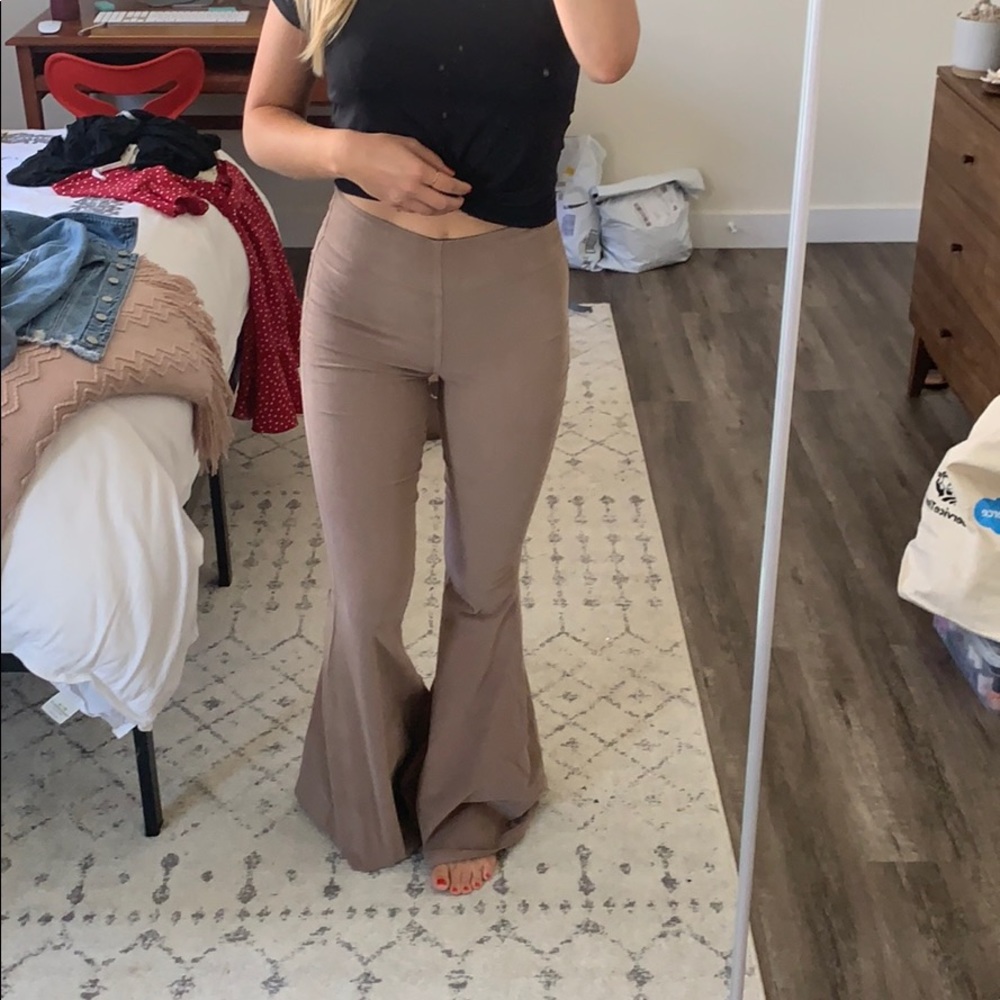Show me your mumu Berkeley bells (sold out online) - Picture 2 of 6